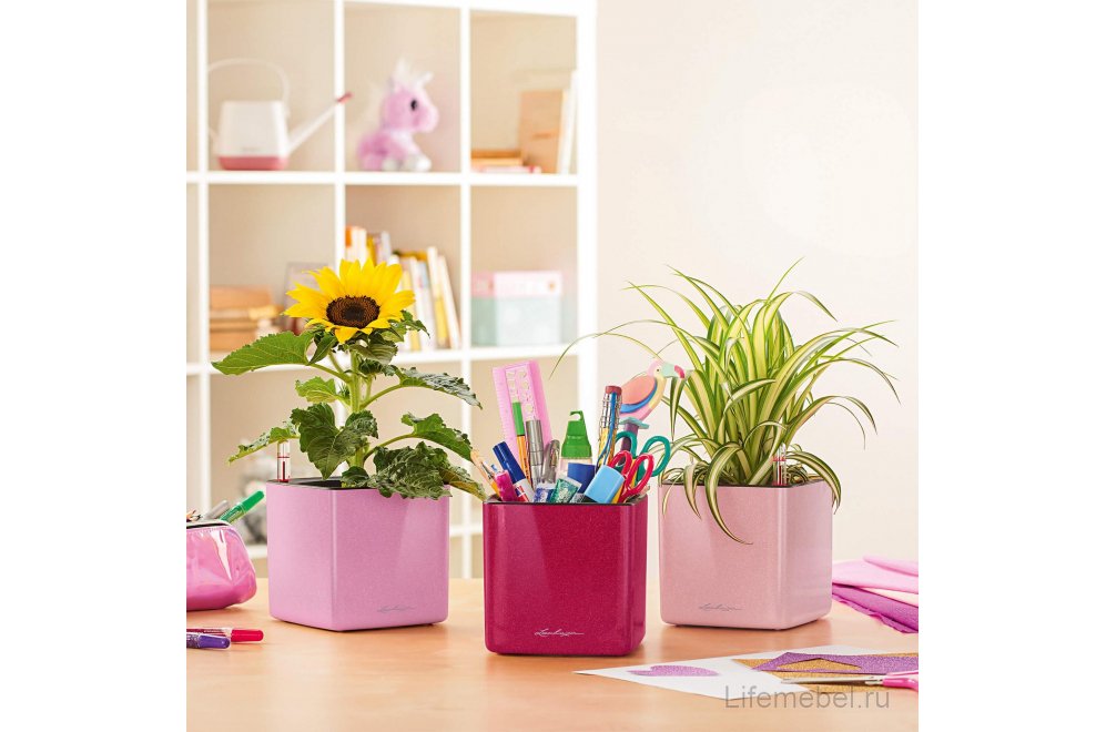 Кашпо Кьюб Глосси Кисс 14 кремовое Кашпо Кьюб Глосси Кисс 14 кремовое