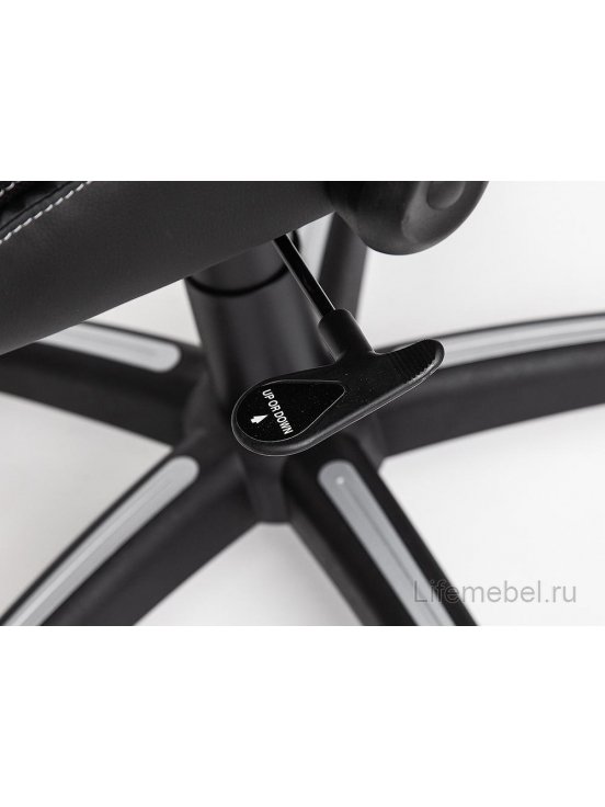 Компьютерное кресло Cambridge черный