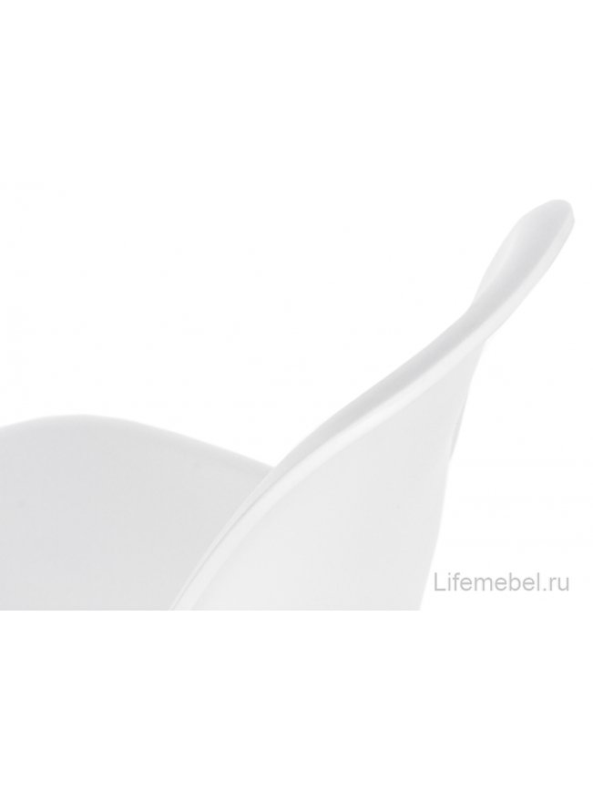 Стул Eames PC-015 белый