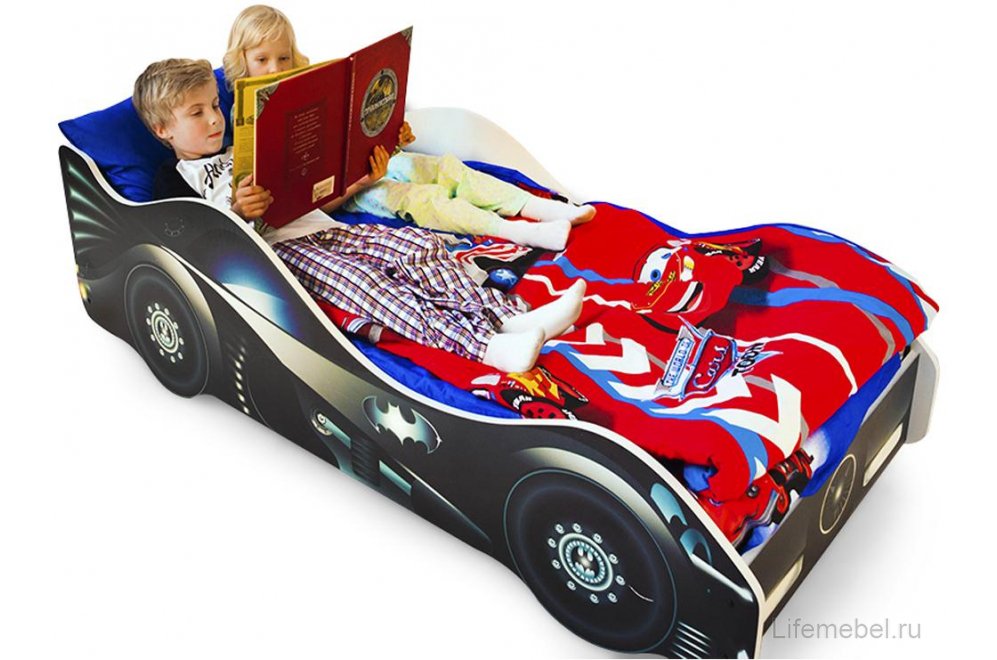 Кровать-машина Бэтмобиль