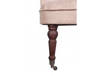 Низкое кресло Aviana Mocco