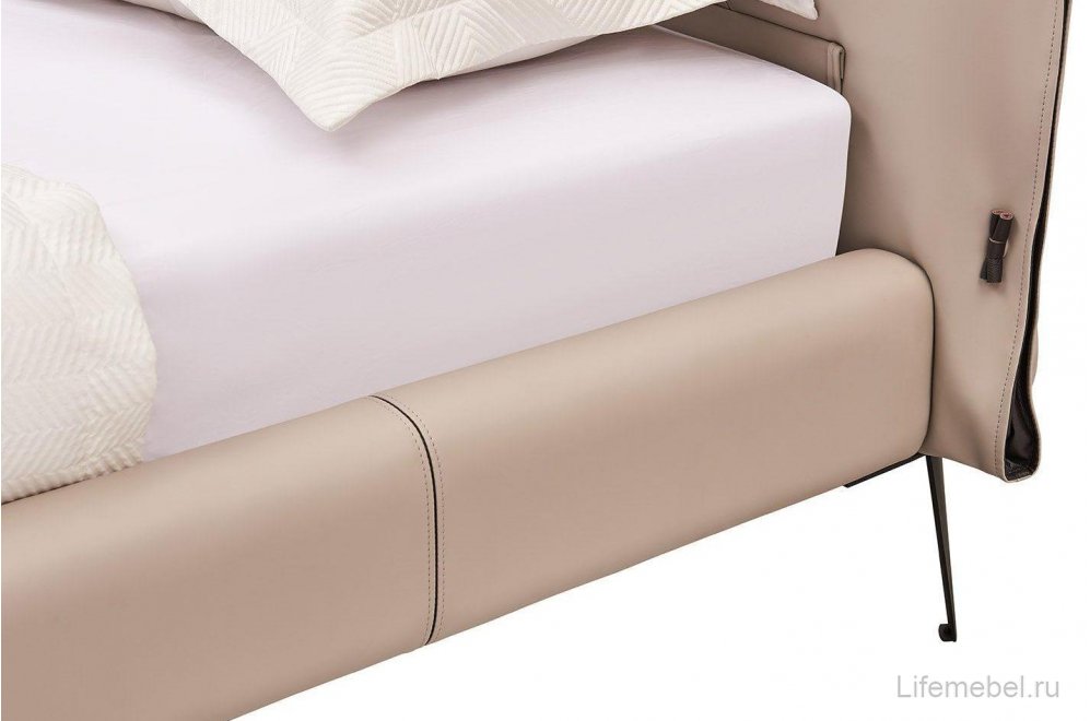 Двуспальная кровать GC1727 бежевая
