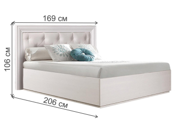 Кровать из дерева Амели