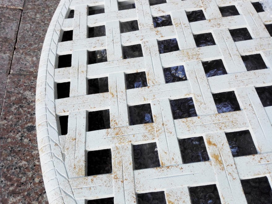 Стол круглый Стефан белый