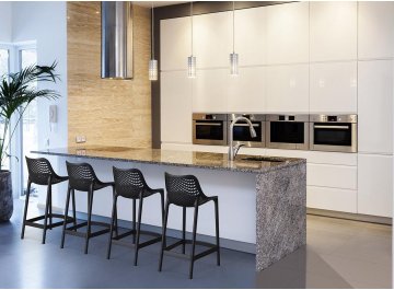 Пластиковый стул Air Bar