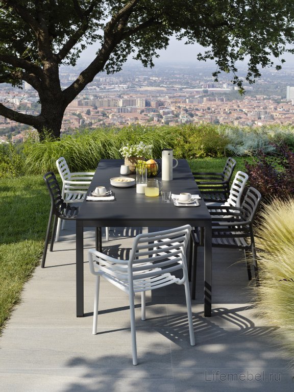 Стул пластиковый Doga Bistrot белый