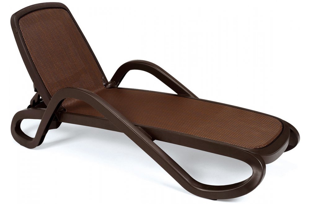 Шезлонг-лежак пластиковый Alfa кофе