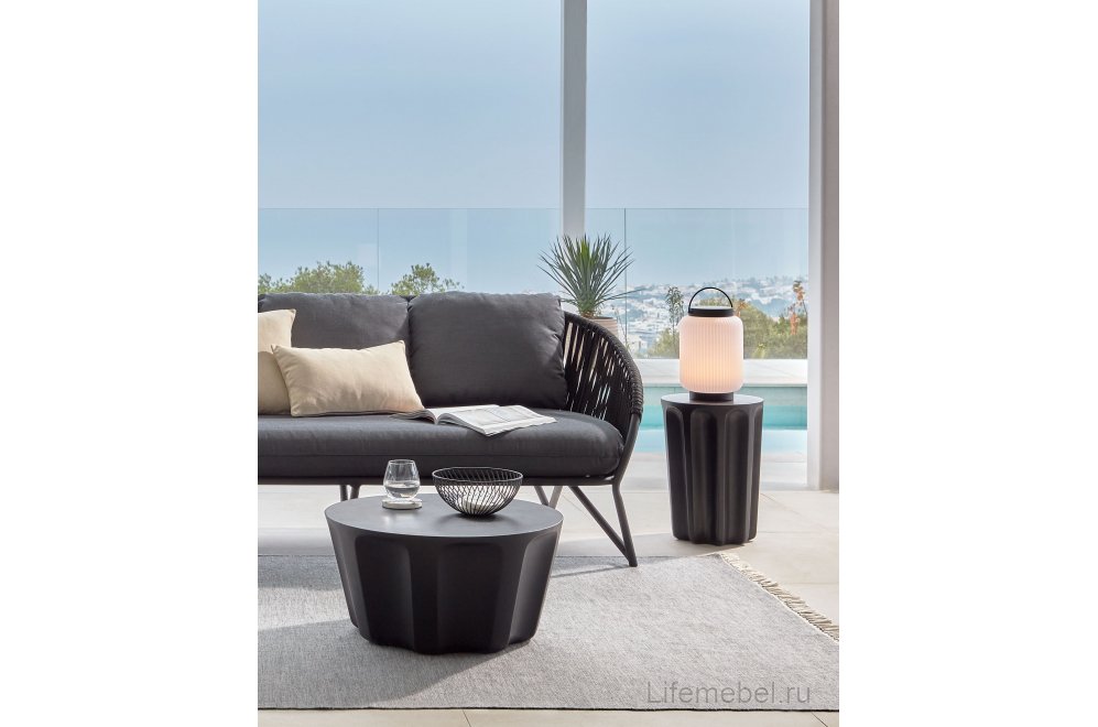 Столик журнальный садовый Vilandra круглый черный