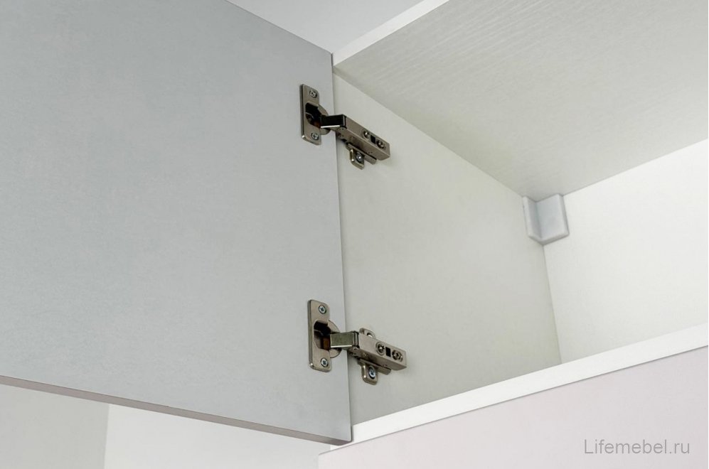 Шкаф навесной двухдверный Милана белое дерево / сакура