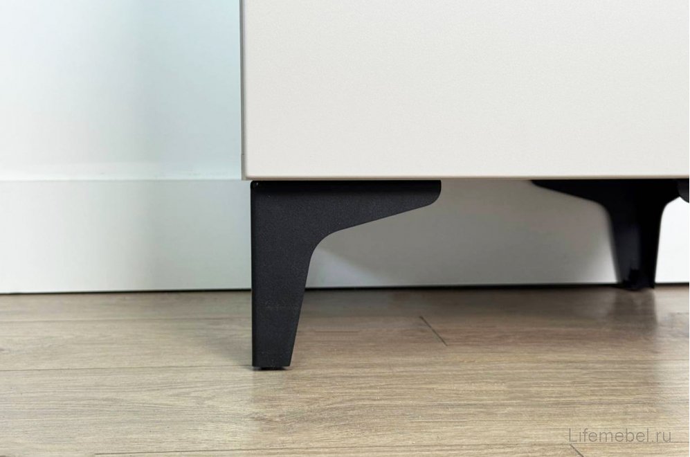 Шкаф Рич кашемир / фрапучино матовый / черный