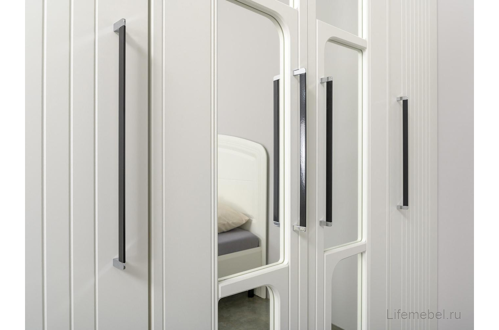 Шкаф Вестра с зеркалом белый шагрень