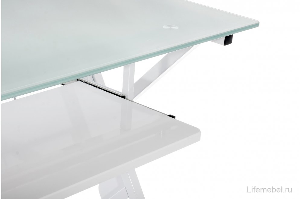 Компьютерный стол Domer