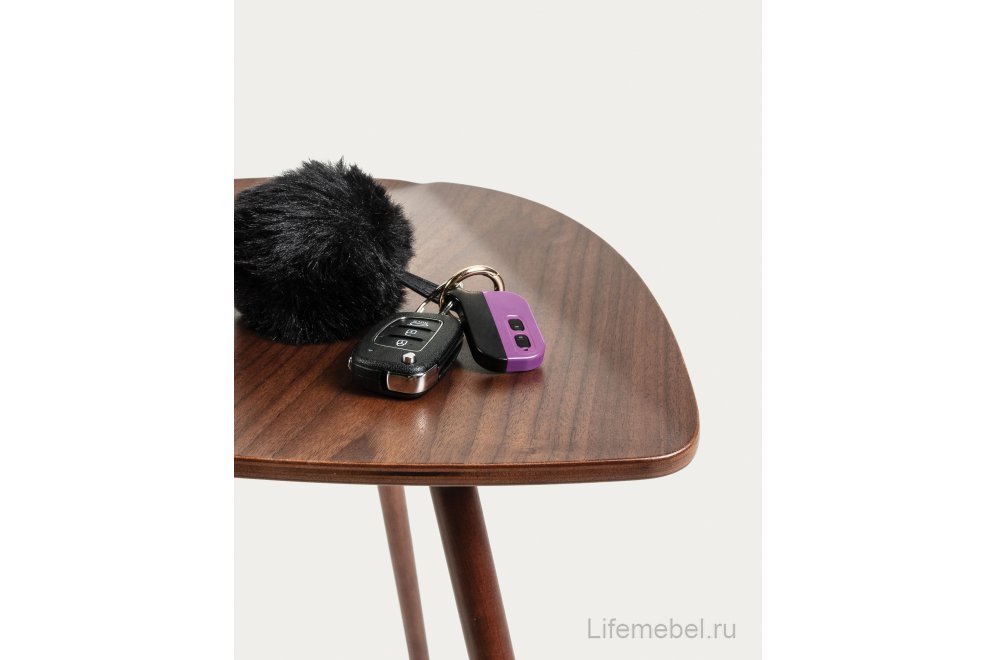 Журнальный столик Damaris орех