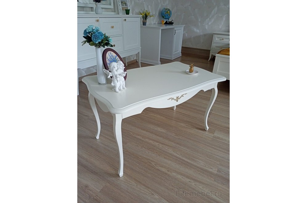 Журнальный столик Малонн белый