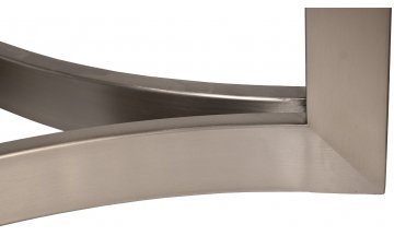 Деревянный стол Дуку