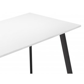 Деревянный стол Ремли