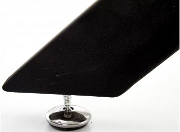 Стеклянный стол Avelar