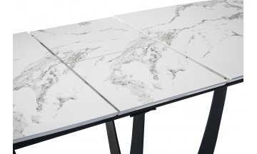 Стол Миссандея