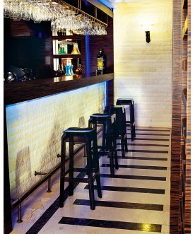 Пластиковый табурет Fox