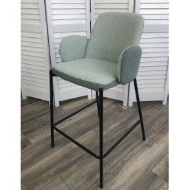 Полубарный стул Nyx