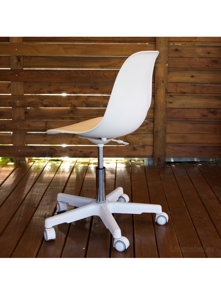 Компьютерное кресло Смузи белый