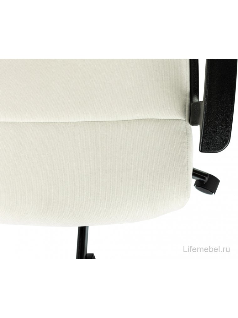 Компьютерное кресло Triest ткань молочный