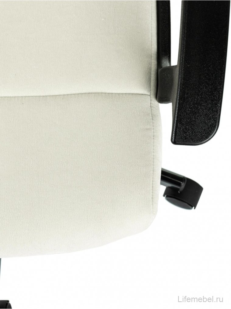 Компьютерное кресло Triest ткань молочный