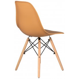 Деревянный стул Dsw