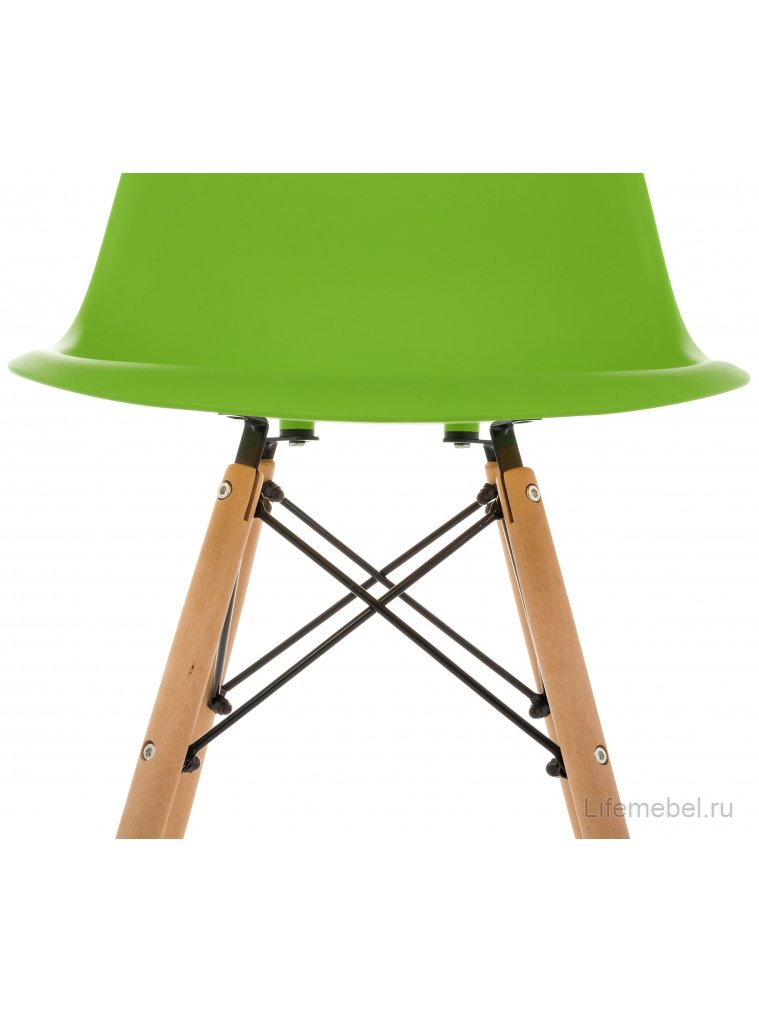 Пластиковый стул Eames PC-015 зеленый