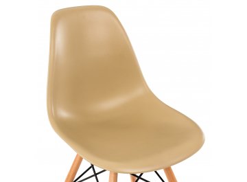 Пластиковый стул Eames