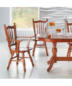 Деревянный стул Гранд с подлокотниками