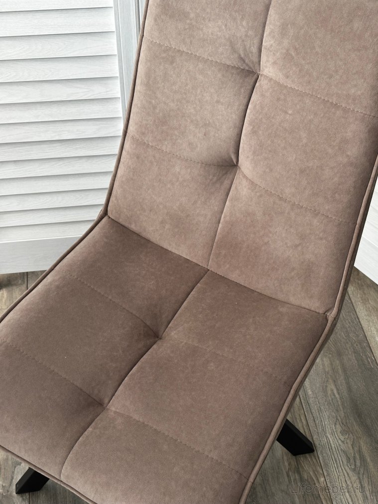 Стул на металлокаркасе Bronx велюр капучино B5 / черный