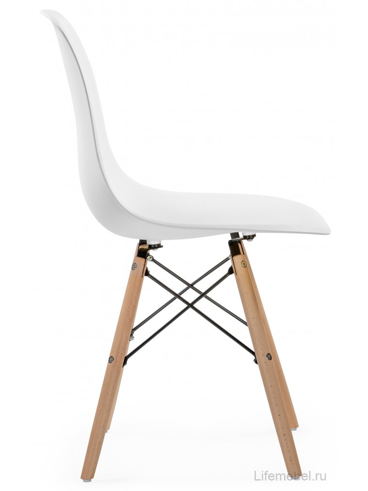 Стул Eames PC-015 белый