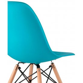 Пластиковый стул Eames DSW DC111