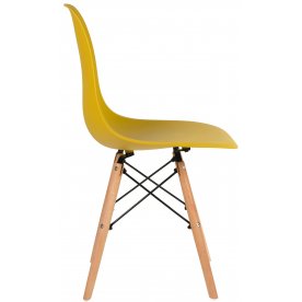 Пластиковый стул Eames DSW DC111