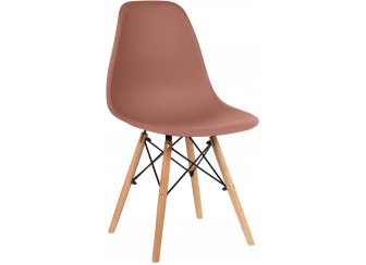 Пластиковый стул Eames DSW DC111