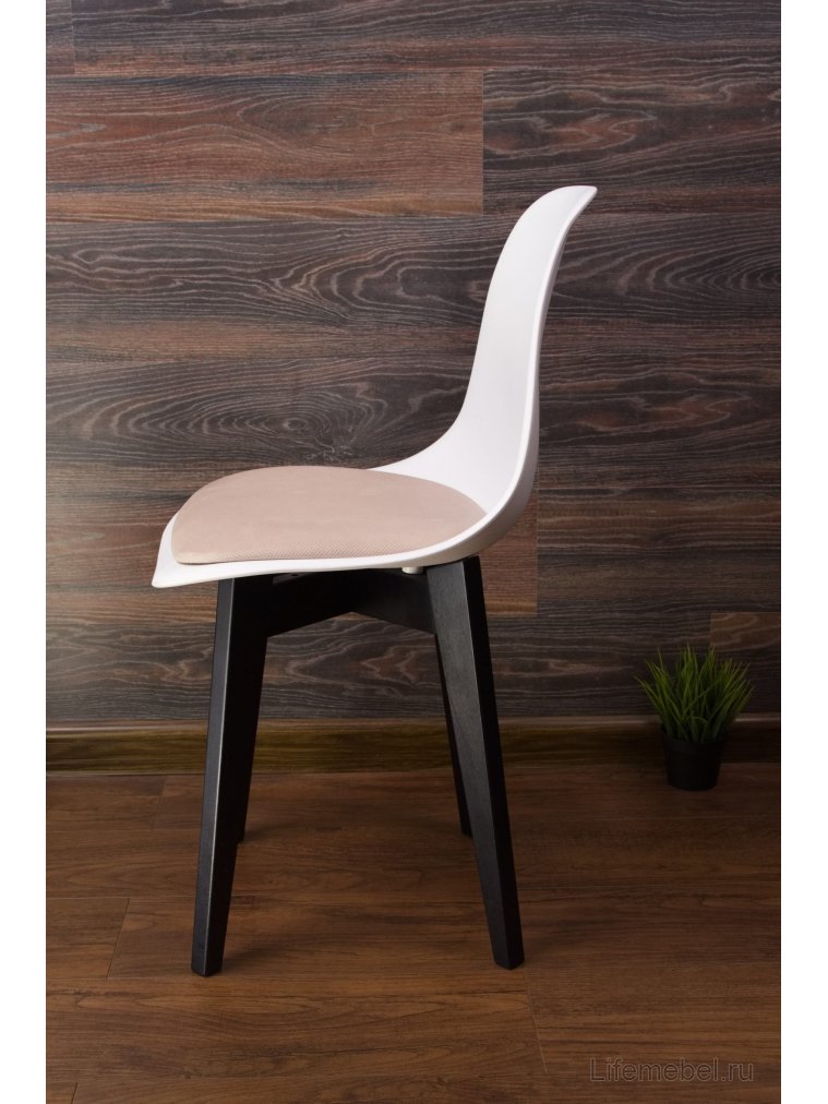 Пластиковый стул Сашш чёрный / белый / бежевый