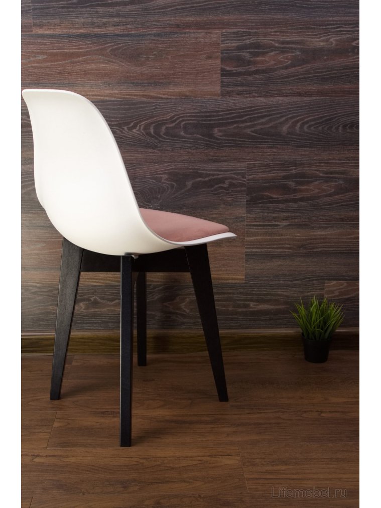 Пластиковый стул Сашш чёрный / белый / розовый