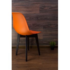 Пластиковый стул Сашш