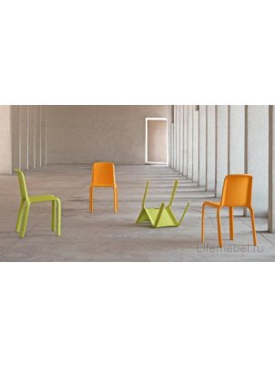 Пластиковый стул Snow зеленый