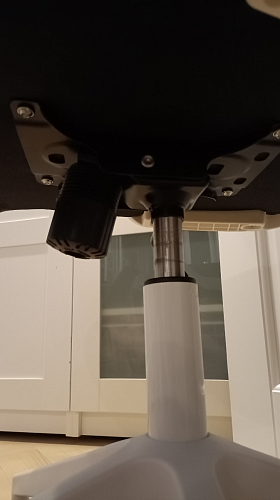 Компьютерное кресло Golem black / white фото покупателя 4