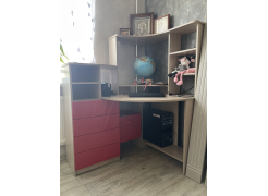 Компьютерный стол Мебелеф - 44 ясень шимо светлый / черный глянец левый фото покупателя 1