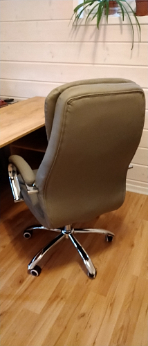 Компьютерное кресло Tomar коричневое фото покупателя 78