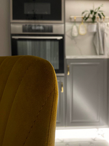 Стул на металлокаркасе Инклес желтый / черный глянец фото покупателя 20