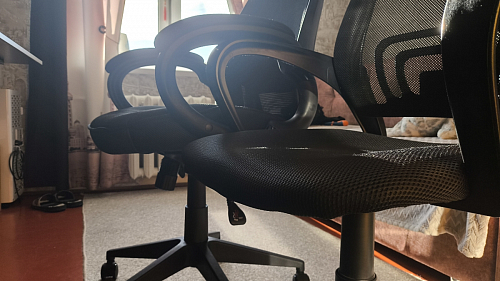 Компьютерное кресло Burgos черное фото покупателя 22