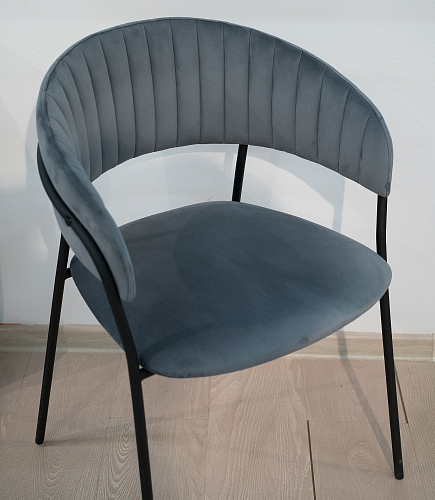 Кресло Portman розовое из шоурума 2