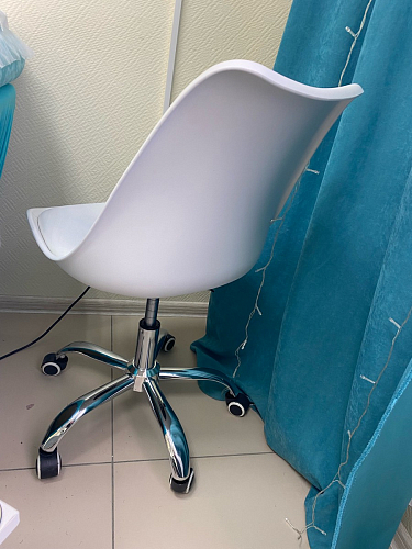 Компьютерное кресло Kolin с подушкой clear / white фото покупателя 585