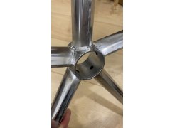 Компьютерное кресло Reus черная сетка / хром фото покупателя 77