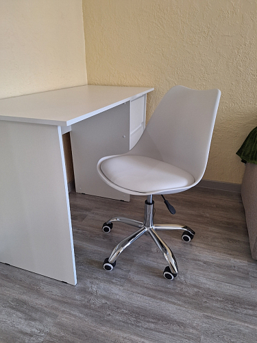 Компьютерное кресло Kolin с подушкой clear / white фото покупателя 486