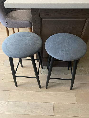 Полубарный стул Гангток крутящийся изумруд / черный матовый фото покупателя 7